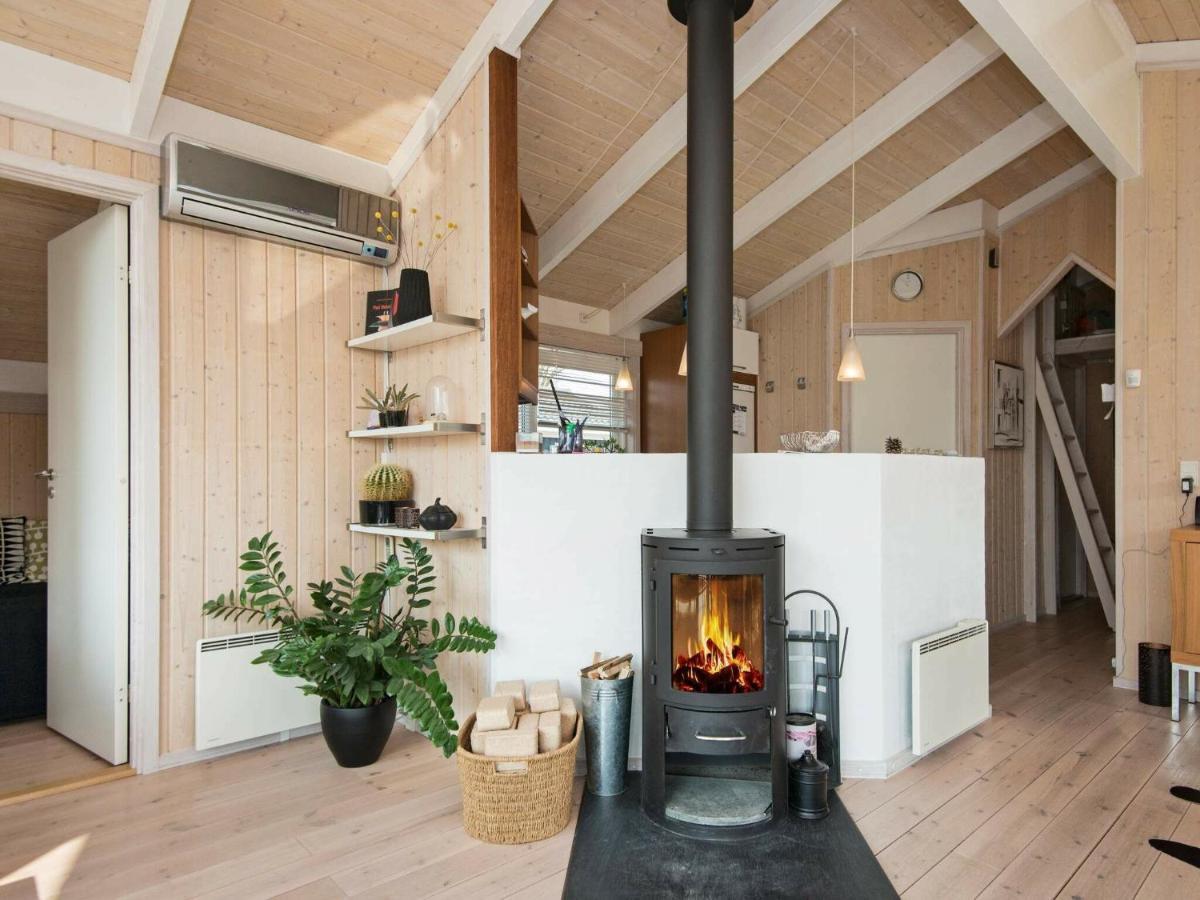 6 Person Holiday Home In Ебельтофт Екстер'єр фото